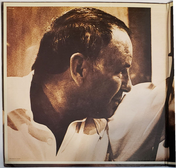Frank Sinatra - Ol' Blue Eyes Is Back - LP