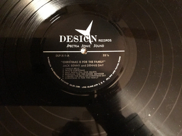 Dennis Day - Dennis Day Sings "Christmas Is For The Family" - LP