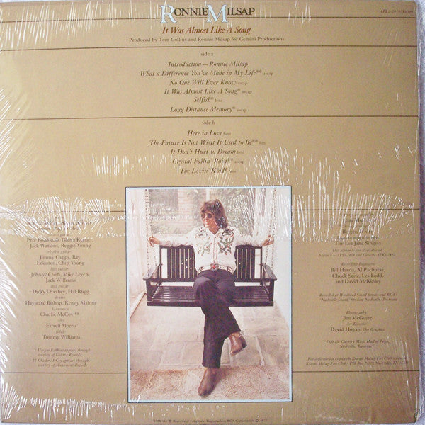 Ronnie Milsap - It Was Almost Like A Song - LP