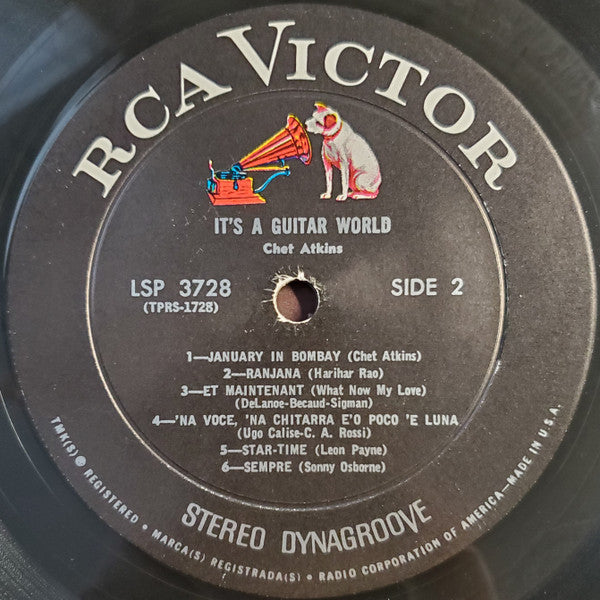 Chet Atkins - It's A Guitar World - LP