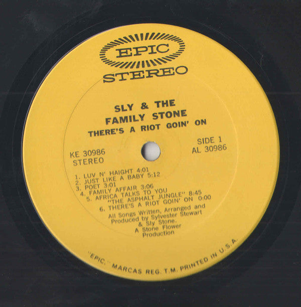 Sly & The Family Stone - There's A Riot Goin' On - LP