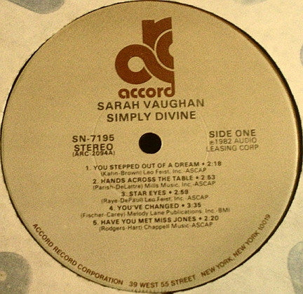 Sarah Vaughan - Simply Divine - LP