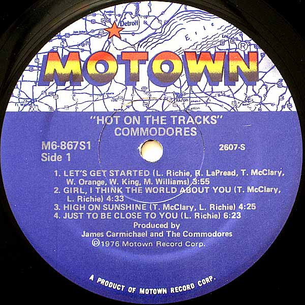 Commodores - Hot On The Tracks - LP
