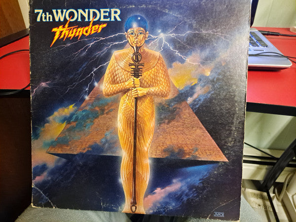 7th Wonder - Thunder